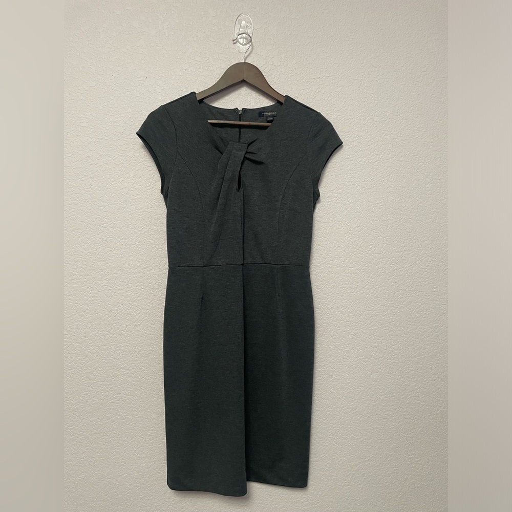 Elegant Black Cap Sleeve Dress